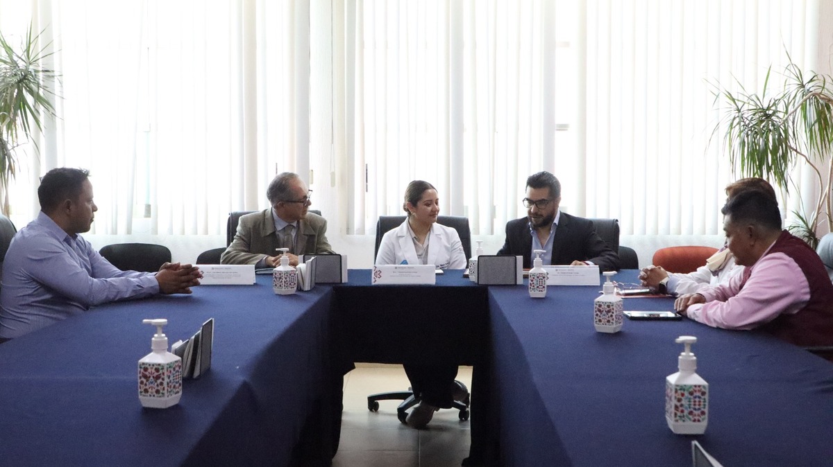 Hospitales obtienen licencias para operar equipos