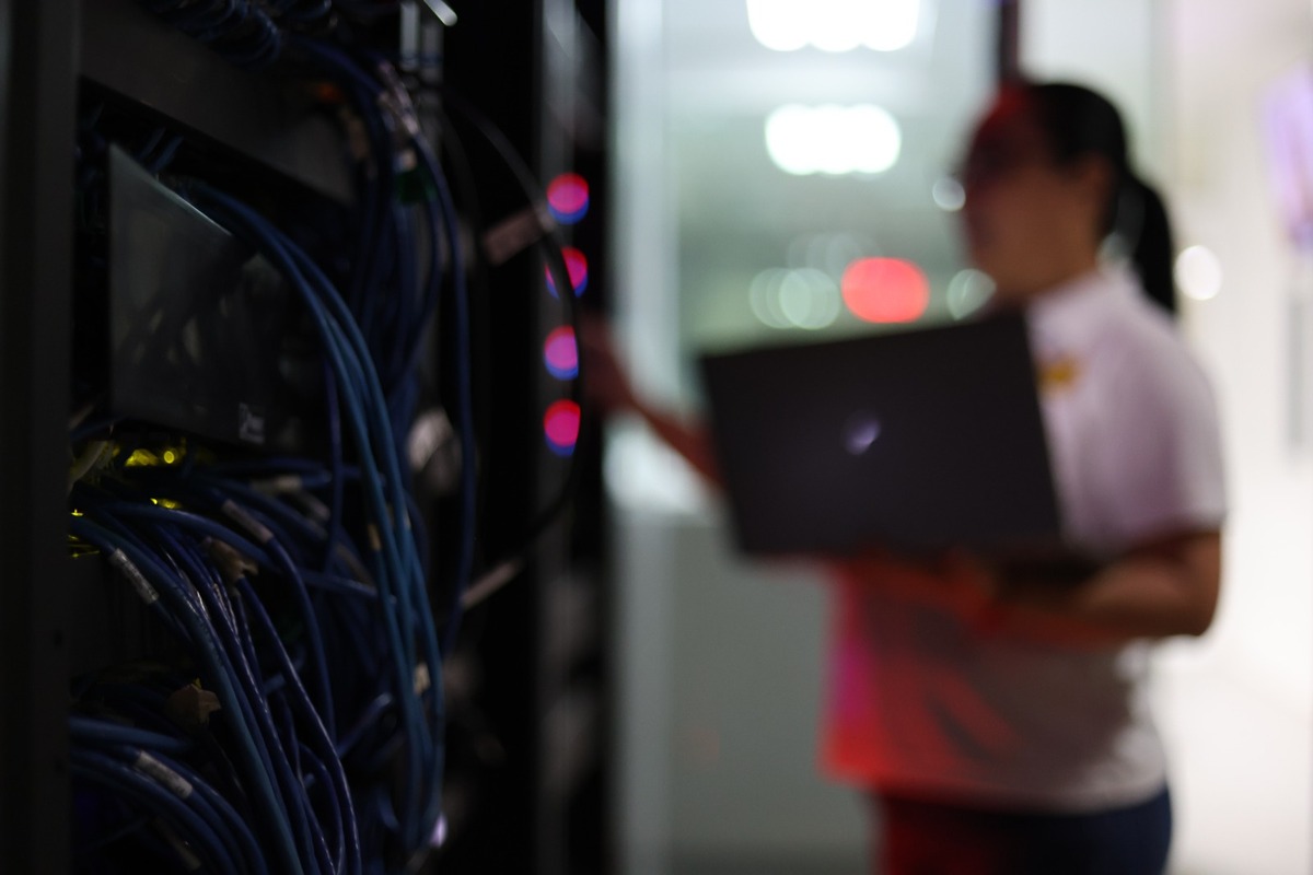 La Inteligencia artificial crece, pero enfrenta retos. | Verónica Rivera