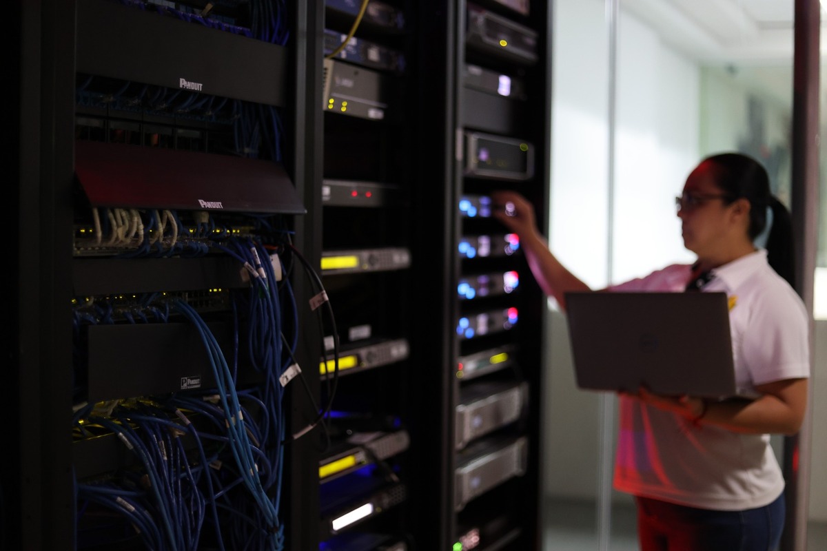 La Inteligencia artificial crece, pero enfrenta retos de energía y sostenibilidad. | Verónica Rivera