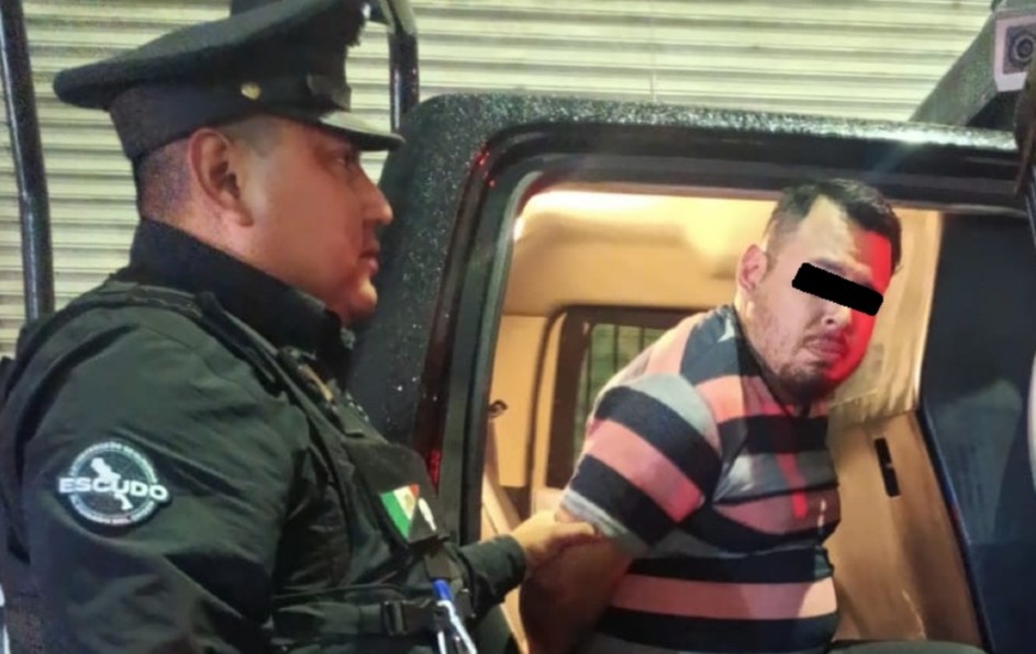 Óscar Francisco “N”, de 29 años, fue detenido en el Centro de Monterrey tras presuntamente agredir físicamente a su pareja. | Mayte Villasana