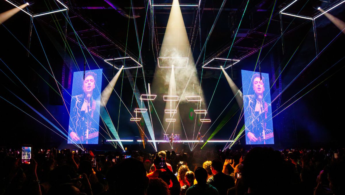 Cerati 'reaparece' en show impactante en Monterrey | Especial