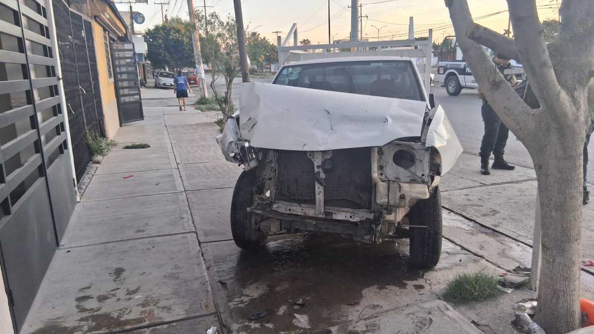 Cuantiosos daños materiales por choque en Gómez Palacio | Especial