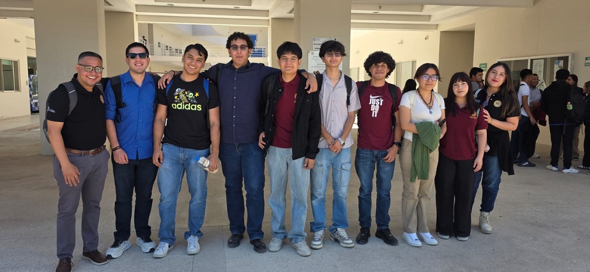 Estudiantes del Instituto Tecnológico Superior de Lerdo que participaron en Data Week 2026. (cortesía)