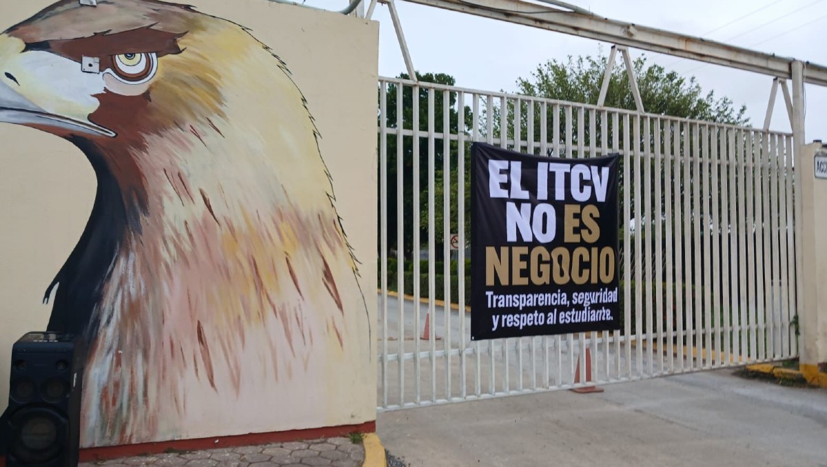 Exigen salida de directora del Tec Victoria. (Antonio Hernández)