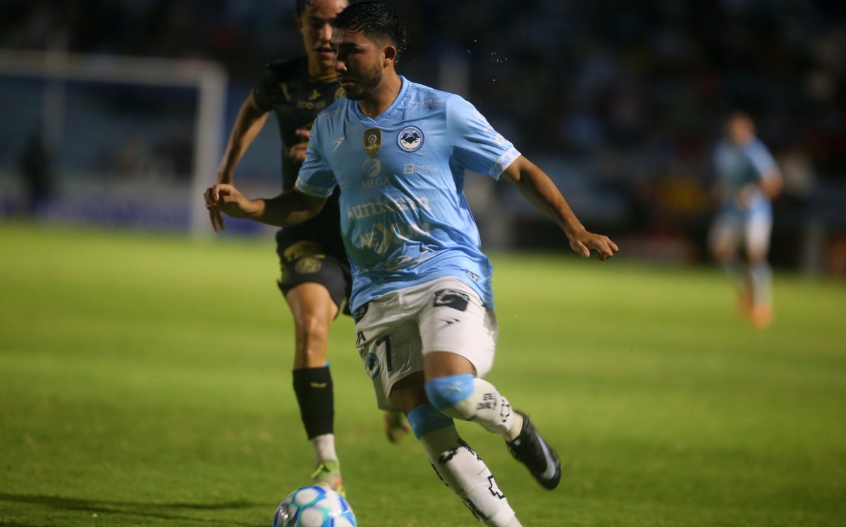 Jaiba Brava enfrentó al Atletico La Paz en el Estadio Tamaulipas