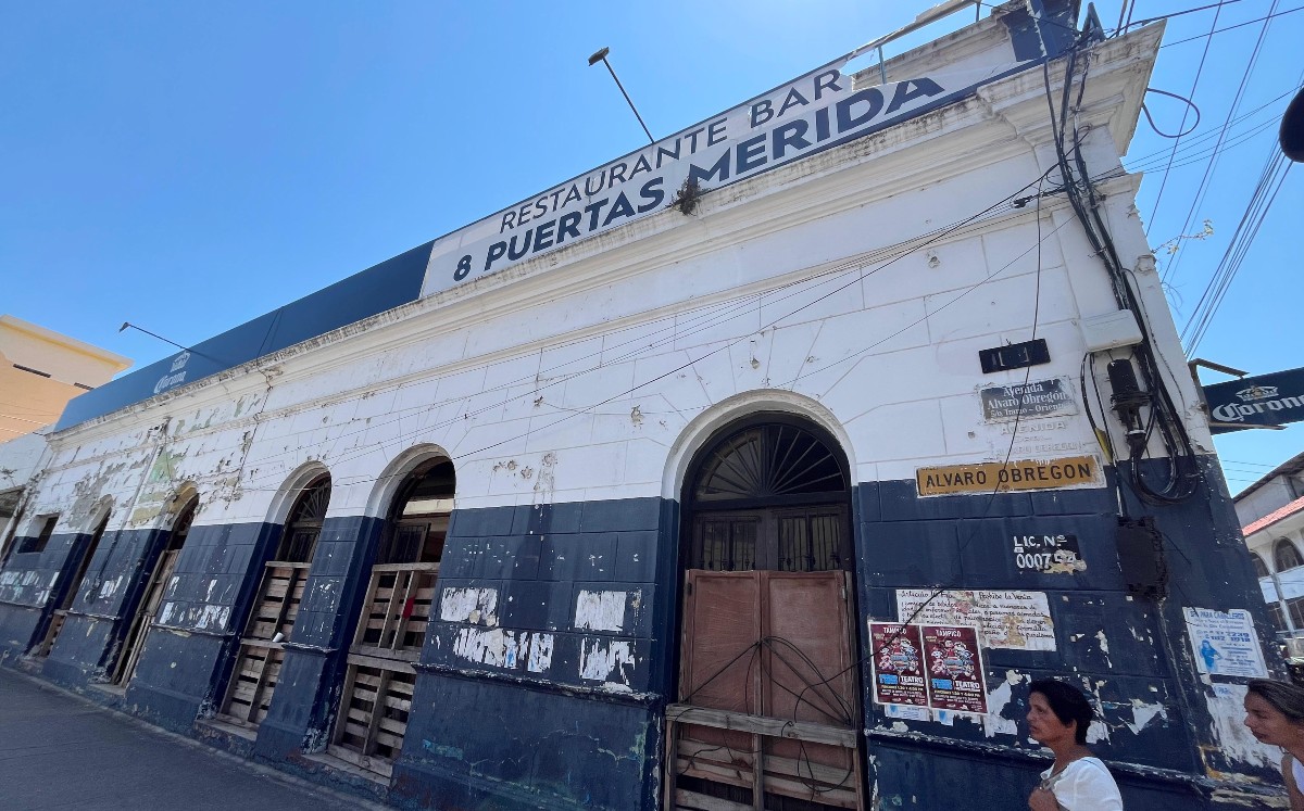 Así luce el bar abandonado “8 Puertas Mérida” en Tampico. | Yazmín Sánchez