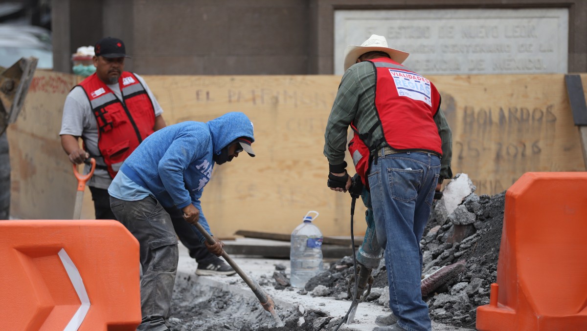 Las obras no han sido detenidas, afirmó el alcalde Adrián de la Garza. Foto: Luis Guerra