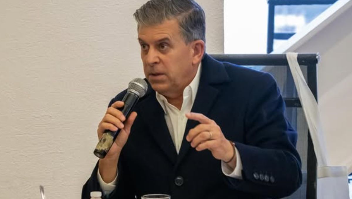 Sheffield: Suman tres exalcaldes de León que dejan el PAN