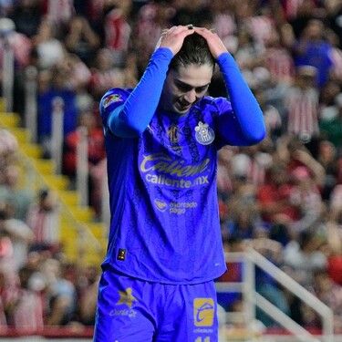 Las Chivas de Gabriel Milito no pudieron romper el empate sin goles ante Necaxa y condiciona su liderato del Clausura 2026 en la última jornada