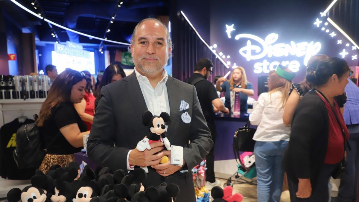 La Disney Store llega a centro comercial de Monterrey. | Roberto Alanís