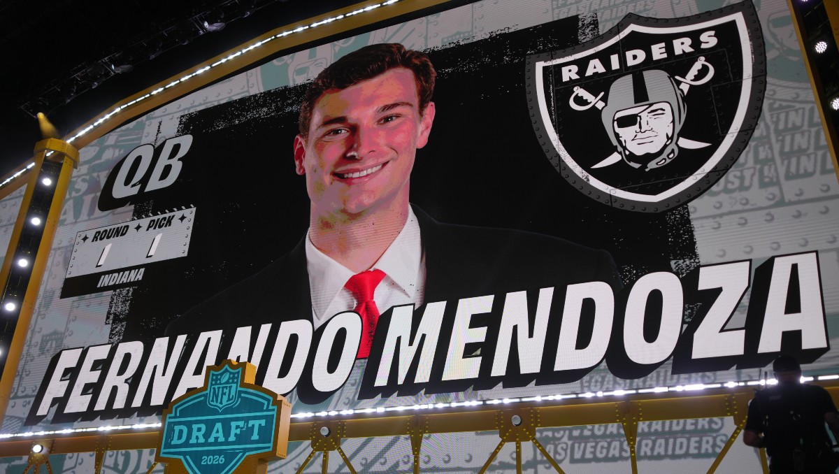 Fernando Mendoza llega a Las Vegas Raiders como el pick 1 del Draft 2026 de la NFL (AP)