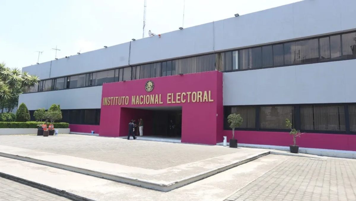 INE dio a conocer los lineamientos para la renovación de la presidencia del IEE de Puebla | Especial