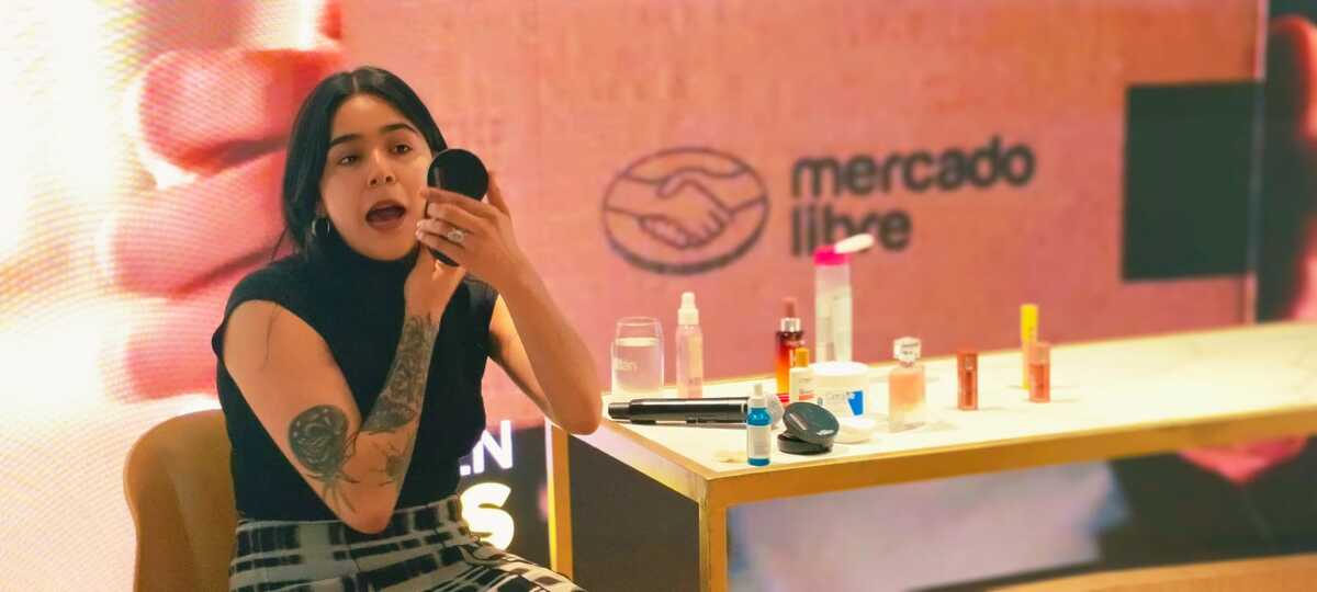 Belleza libre llega hasta las puertas de tu hogar /  Adriana Jiménez