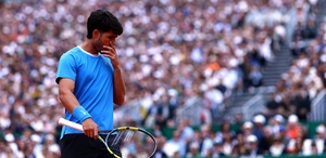Carlos Alcaraz, tenista español, anunció que no podrá competir en los torneos de Roma y Roland Garros debido a su lesión