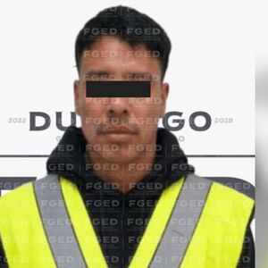 Fue detenido como presunto responsable del feminicidio de Silvia María González Ríos, donde la víctima murió por traumatismo craneoencefálico severo.