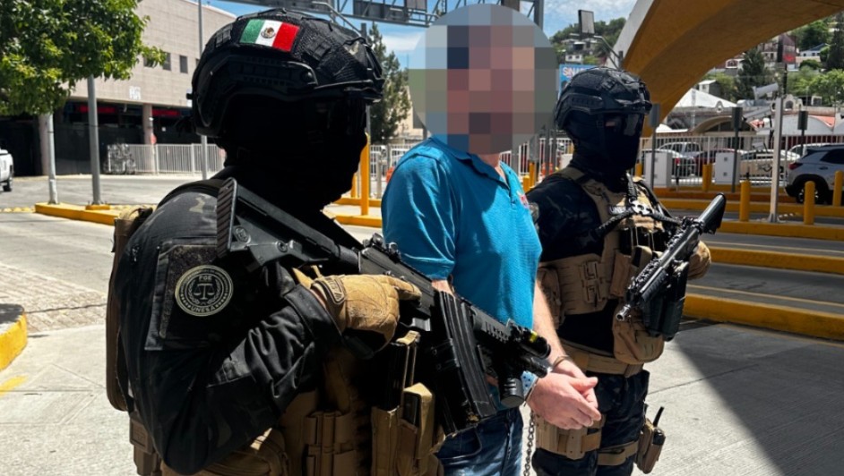 Capturan en Phoenix a prófugo por delito de vehículo robado en Culiacán | Especial