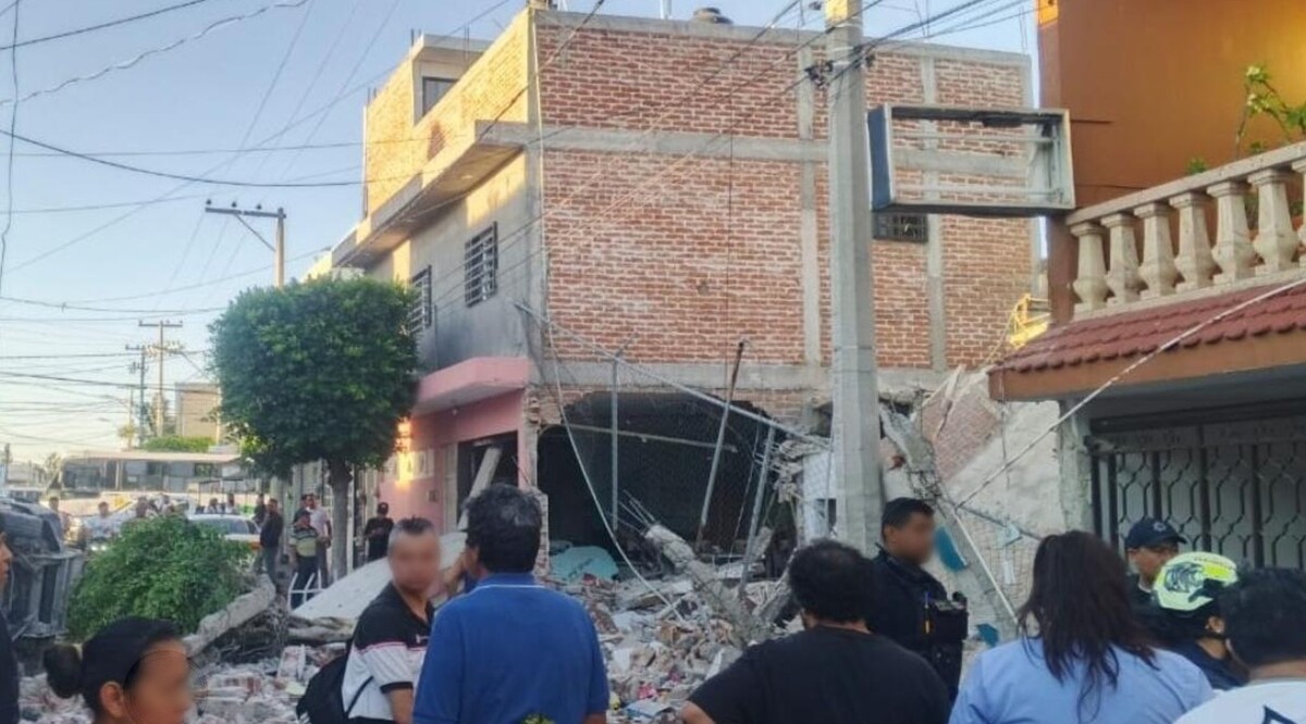 Una fuerte explosión de un tanque de gas al interior de una vivienda provocó el temor en colonos de Lomas Vista Hermosa. Foto: Especial.