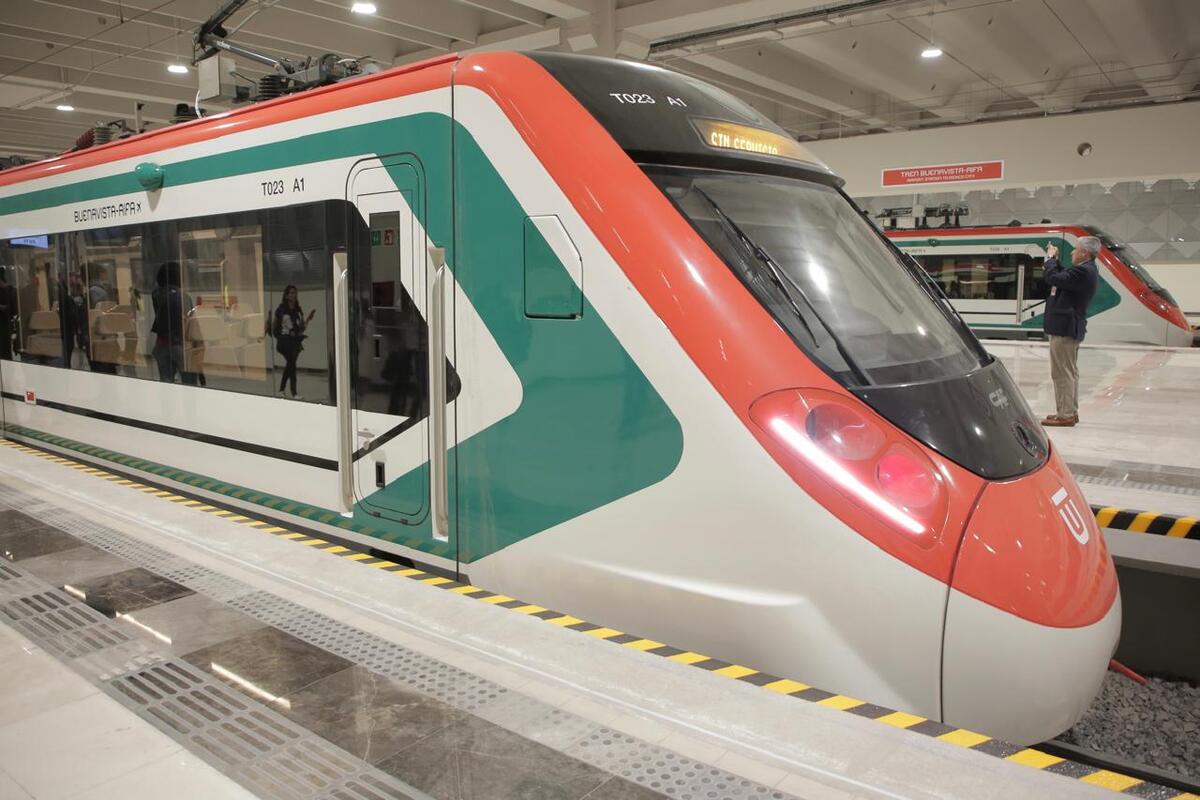 Autoridades federales y estatales inauguraron el Tren Felipe Ángeles, que conecta Buenavista con el AIFA. | Foto: Ariel Ojeda