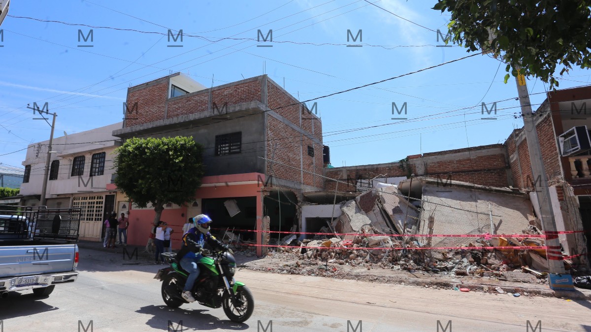 Las autoridades mantienen seguimiento puntual al estado de salud de ambos bomberos. | Dany Béjar.