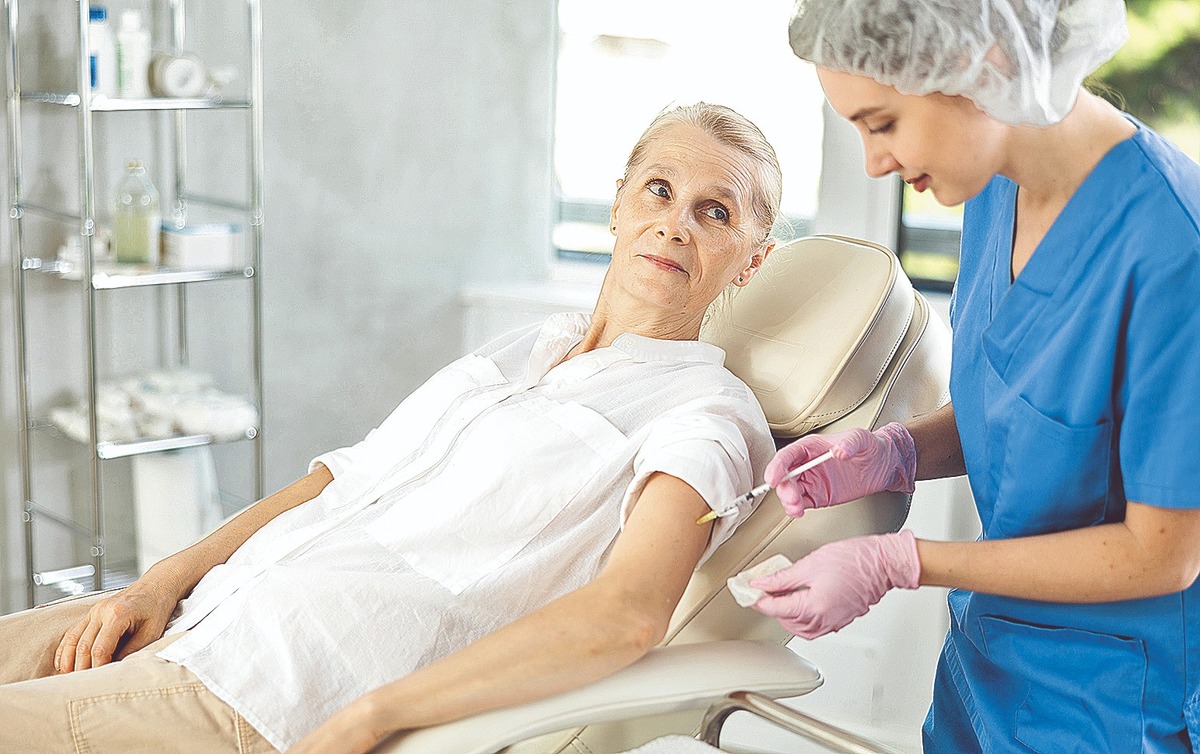 Los ciudadanos mayores de 50 años son la fuerza dominante en el país. Shutterstock