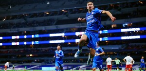 Cruz Azul goleó a Necaxa para subir al tercer lugar del Clausursa 2026, romper la racha de nueve juegos sin ganar y ser el mejor equipo de la temporada