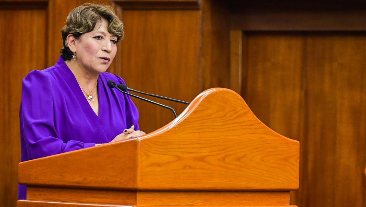 Delfina Gómez asistió como invitada a la toma de protesta de las nuevas integrantes del Comité Directivo del Colectivo 50+1. | Foto: Especial