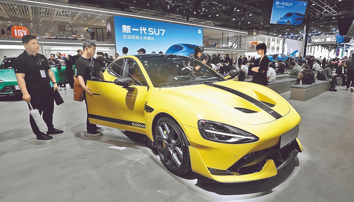 La firma colocó 50 mil unidades en sólo 3 minutos de su sedán deportivo Speed ​​Ultra 7. AFP