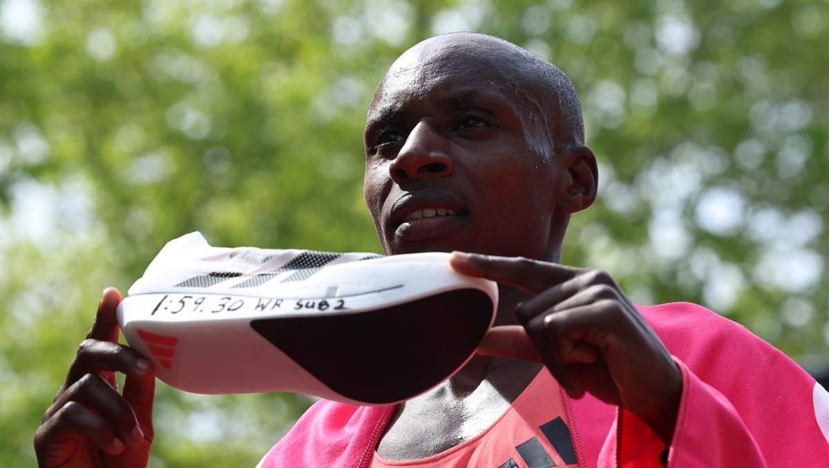 Sabastian Sawe rompe el récord mundial en el Maratón de Londres (EFE)