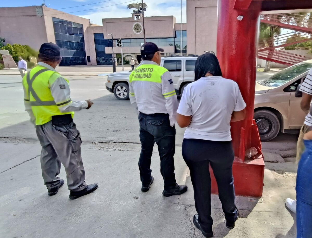 Elementos de Tránsito de Gómez Palacio acudieron a dialogar con el Secretario del Ayuntamiento | Roberto Amaya