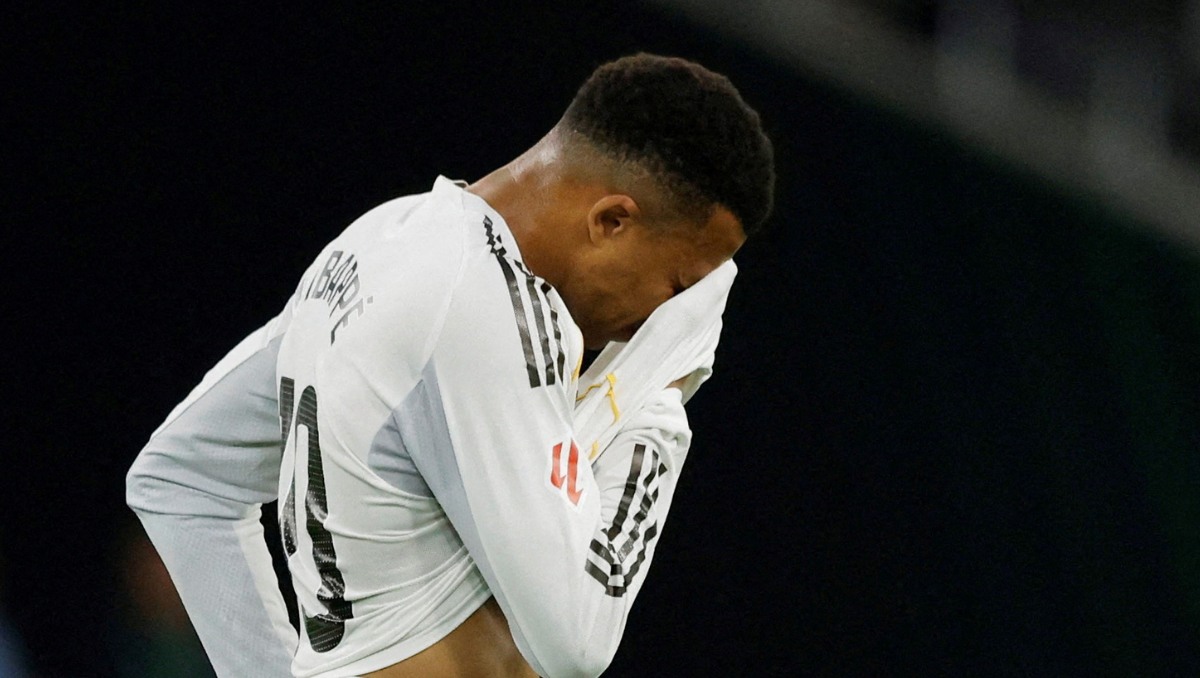 Kylian Mbappé sufre nueva lesión, pero no peligra el Mundial (Reuters)