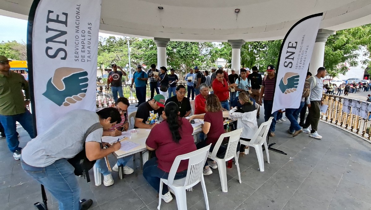 Reclutamiento de obreros convocado por el Servicio Nacional de Empleo Tamaulipas en Altamira.