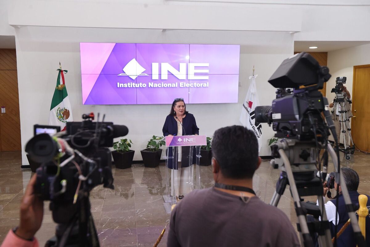 Taddei revivió a su llegada a la presidencia del INE los bonos equivalentes a dos meses íntegros de sueldo. | Foto: Especial