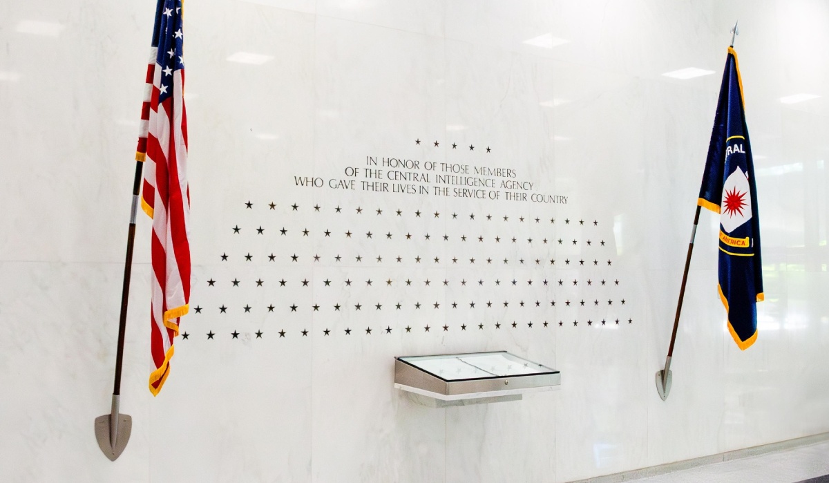 Vista del memorial que la CIA mantiene para honrar a sus agentes fallecidos | Foto: CIA