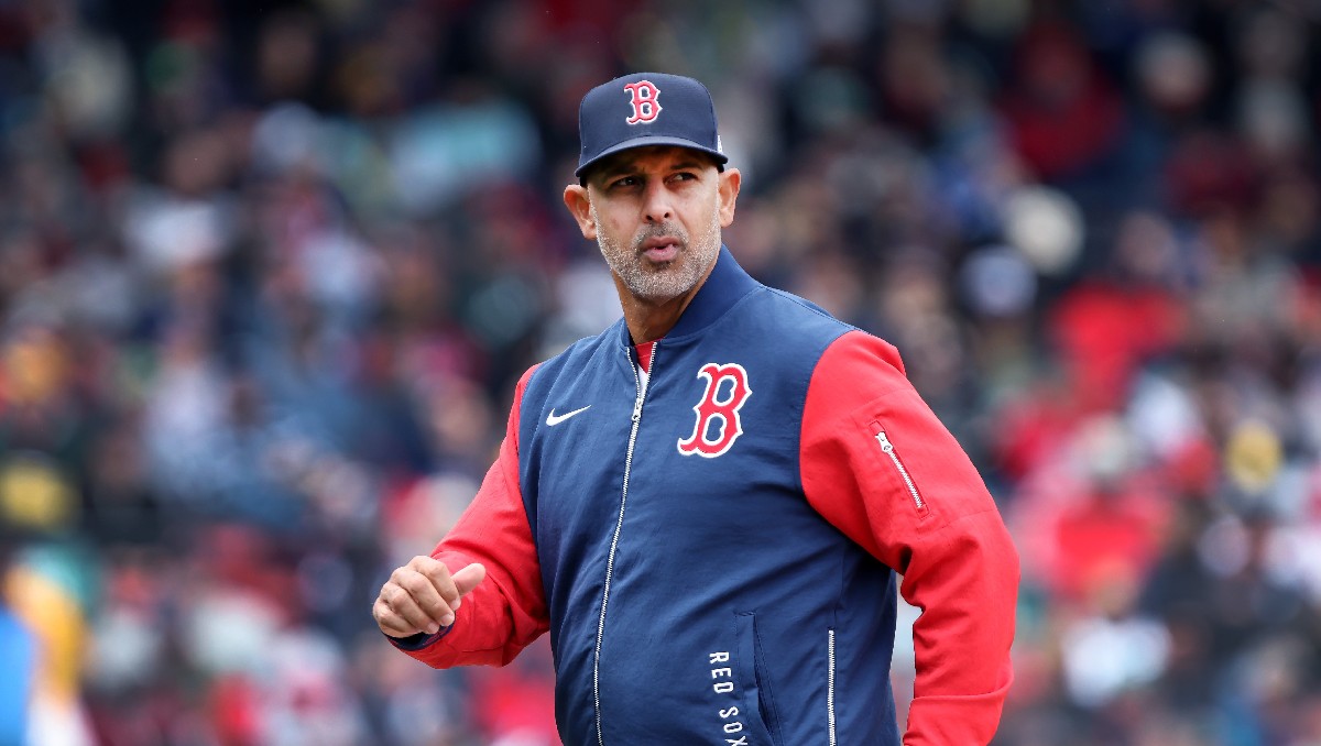Alex Cora es despedido como manager de Boston Red Sox (AP)