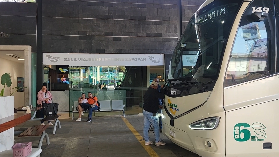 Central de autobuses en Zapopan. (Roberto Hurtado)