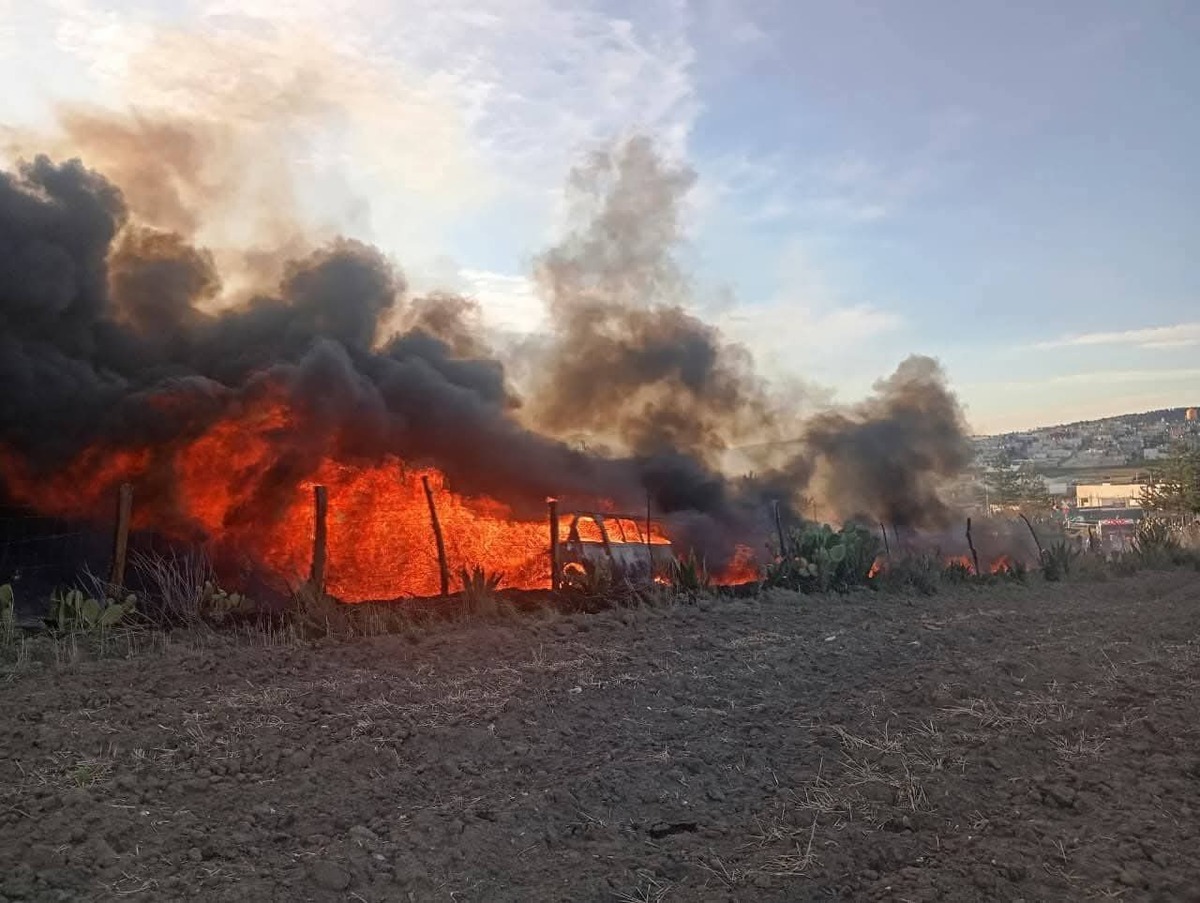 Enfrentamiento entre policías y huachicoleros deja una persona muerta en Hidalgo