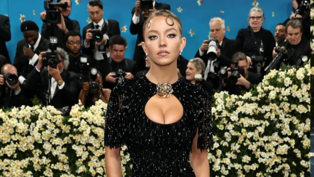Sydney Sweeney llegando a la MET Gala, uno de los eventos más exclusivos | Foto: redes