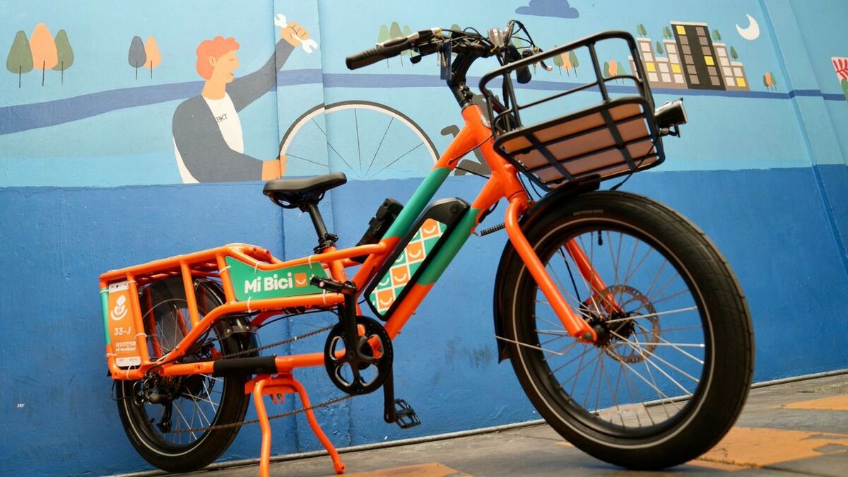 Guadalajara recibe bicicletas eléctricas europeas para MiBici+ (Cortesía)