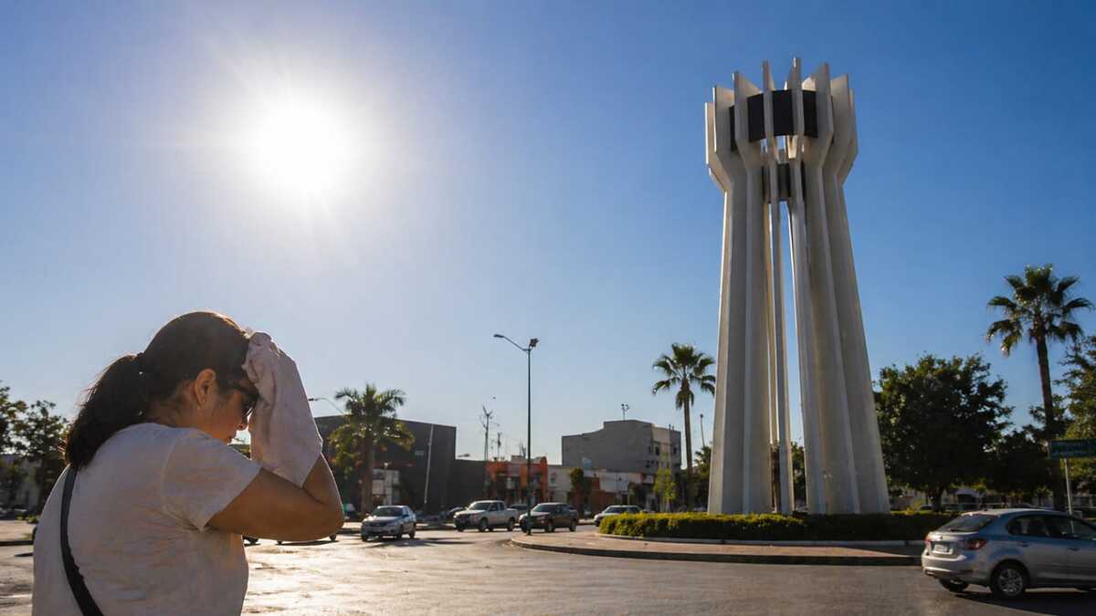 Para este jueves 30 de abril se prevé que continúen las altas temperaturas por la ola de calor. (Imagen generada con IA)