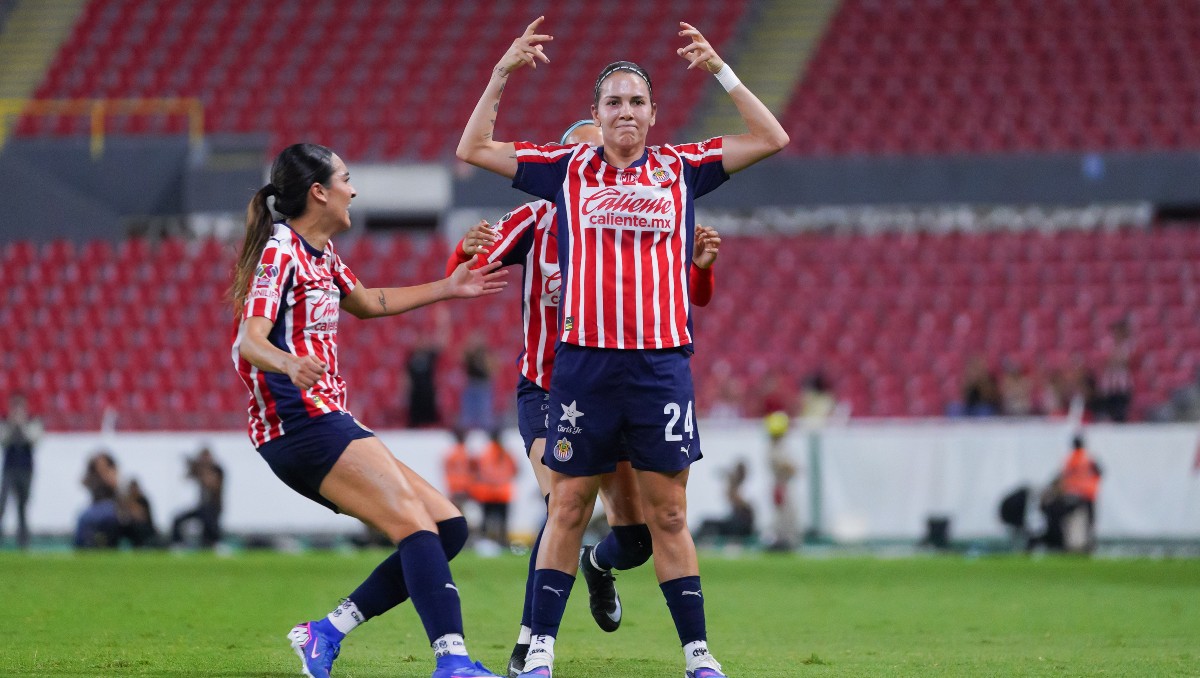 Alicia Cervantes hace historia al imponer récord goleador institucional de Chivas (Imago7)