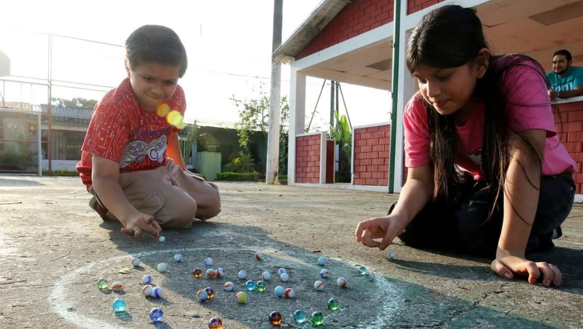 Tardes inolvidables donde el tiempo no pasaba en vano y no había preocupaciones, sólo convivir y jugar. Especial