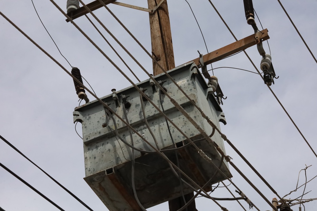 La CFE informó que se suspenderá provisionalmente el suministro de energía eléctrica en algunas zonas de Durango. (Archivo: Verónica Rivera)