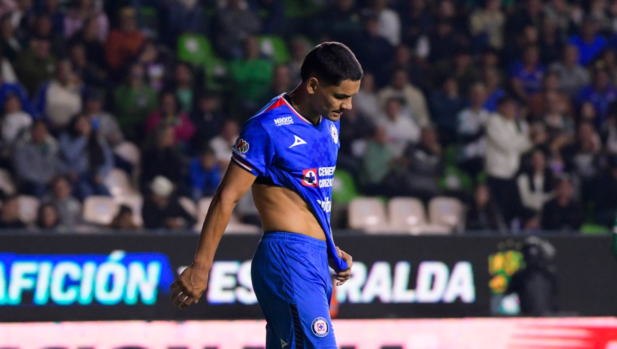Cruz Azul no quiere arriesgar al 'Toro' Fernández y se pierde la ida de Cuartos de Final (Imago7)