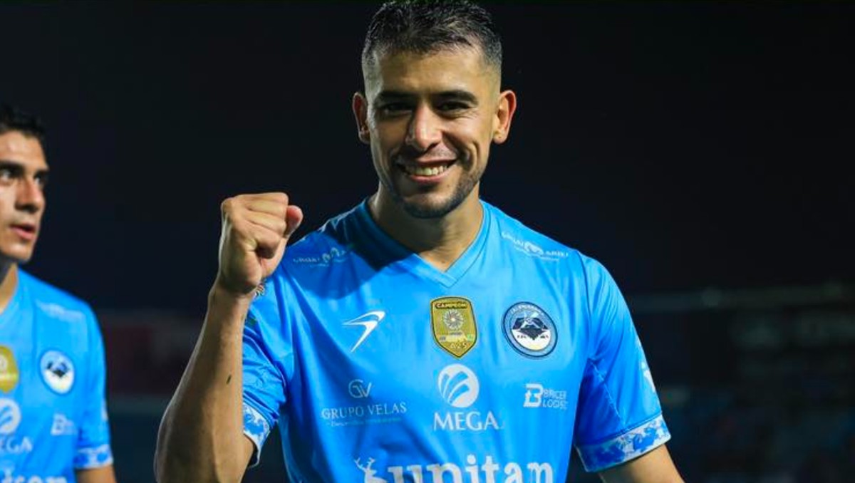 Luis Razo, delantero de la Jaiba Brava.