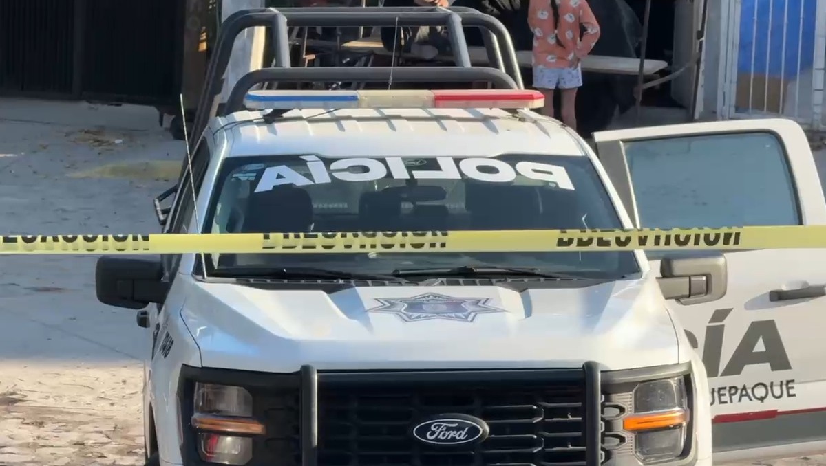 Policías municipales atendieron el reporte de un hombre muerto en Tlaquepaque (Juan Carlos Munguía)