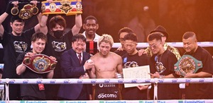 Naoya Inoue derrotó a Junto Nakatani en el Tokio Dome, donde retuvo sus títulos y mantiene su invicto en la división de supergallo.