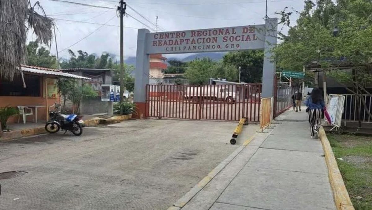 Un interno murió en el Cereso de Chilpancingo y fue trasladado al Semefo. | Foto: Especial