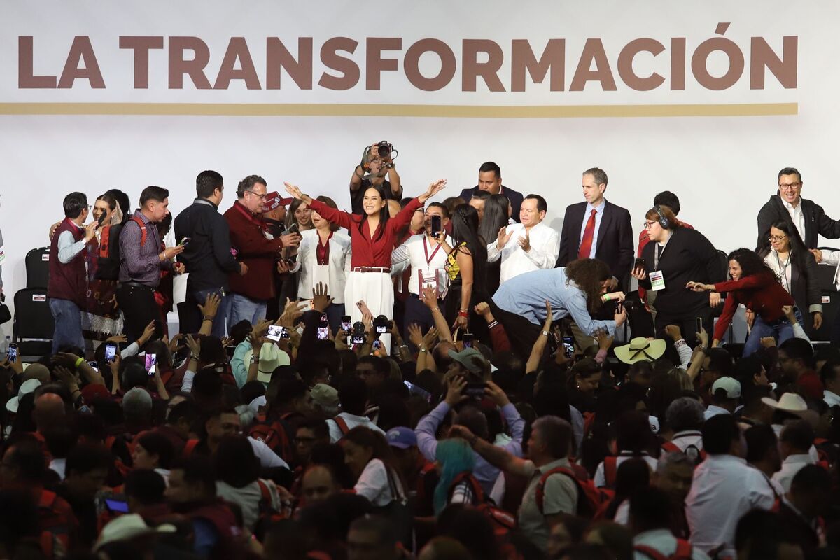 Ariadna Montiel pidió a los militantes de Morena recordar los orígenes del movimiento de la 4T. | Foto: Cuartoscuro