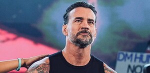 CM Punk es acusado de agredir a fan tras Wrestlemania; filtran llamada al 911