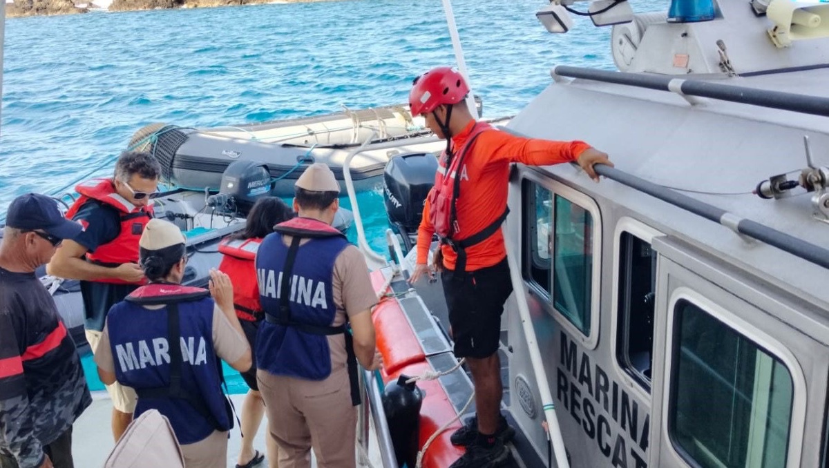 Elementos de la Marina atendieron a una mujer extranjera, de 64 años, en Isla Socorro.